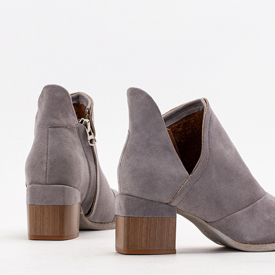 Szare damskie ocieplane botki na słupku Karela - Obuwie