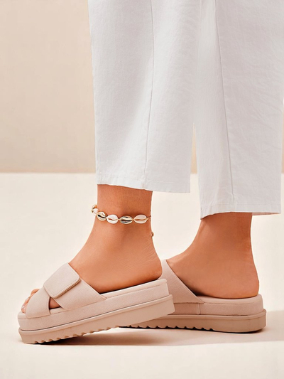 Royalfashion Дамски равни сандали Evre