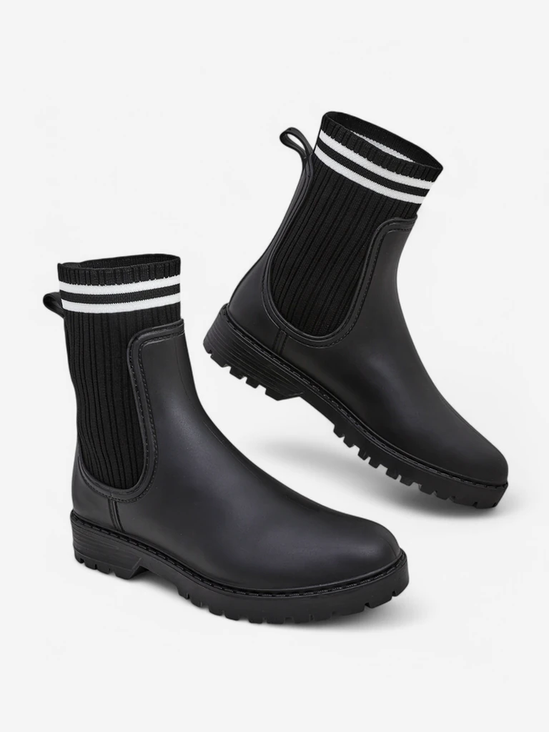 Дамски дъждовни ботуши Royalfashion с по-висок текстилен вложка Scarlesa