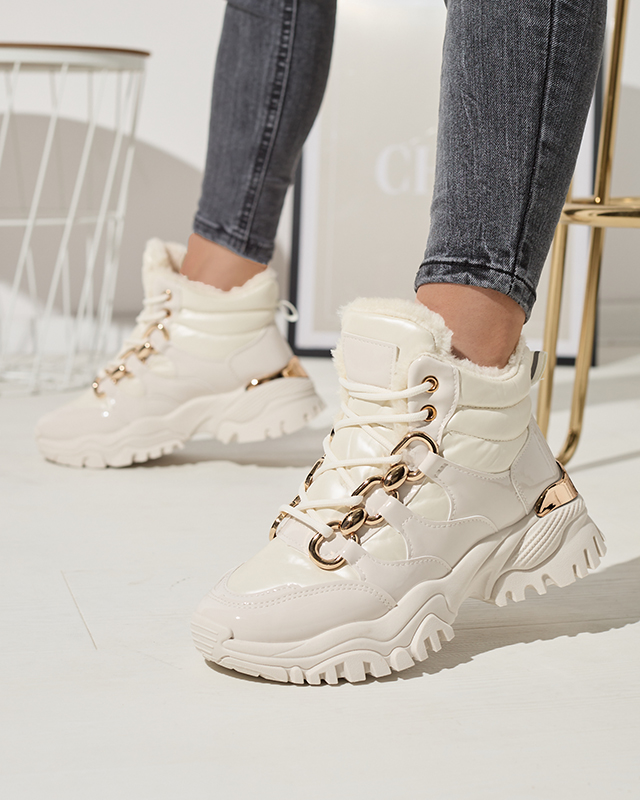 Кремави дамски зимни спортни обувки a'la trappers Mertika - Обувки