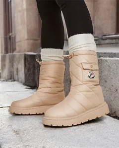 светлокафяв