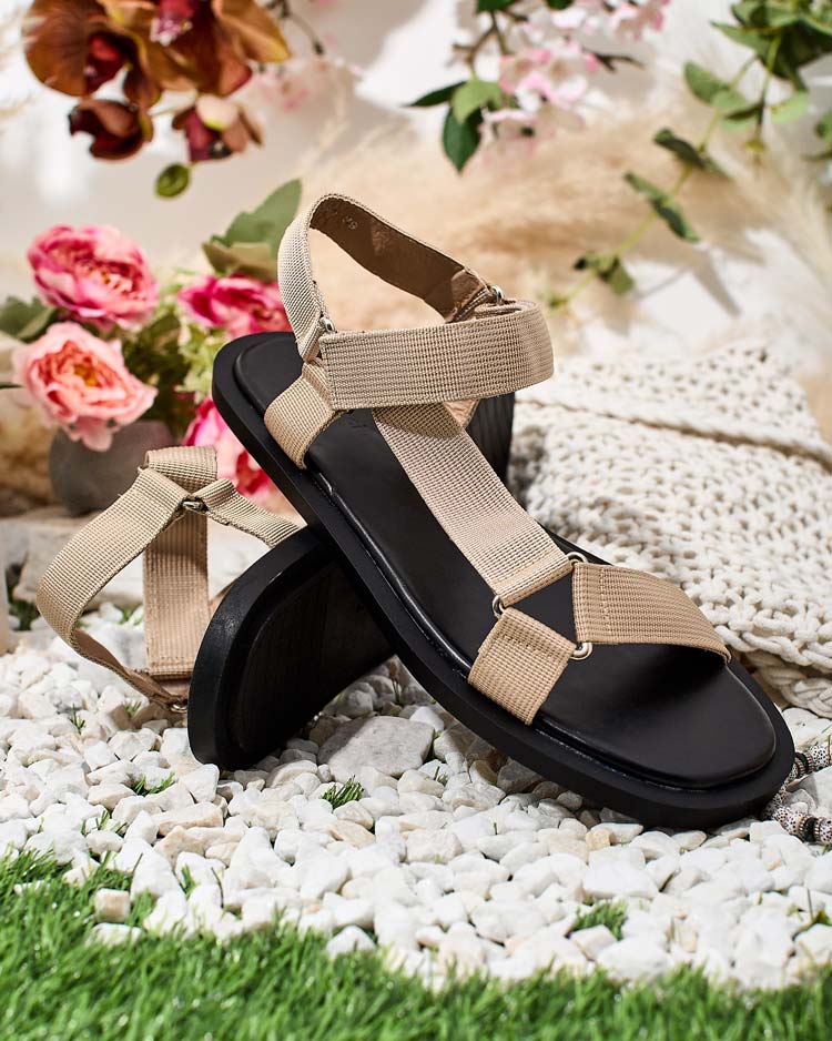 Royalfashion Дамски спортни сандали Ettes