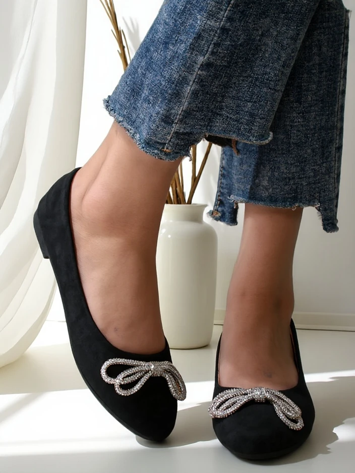 Royalfashion Жени балерини с лък Ofelna