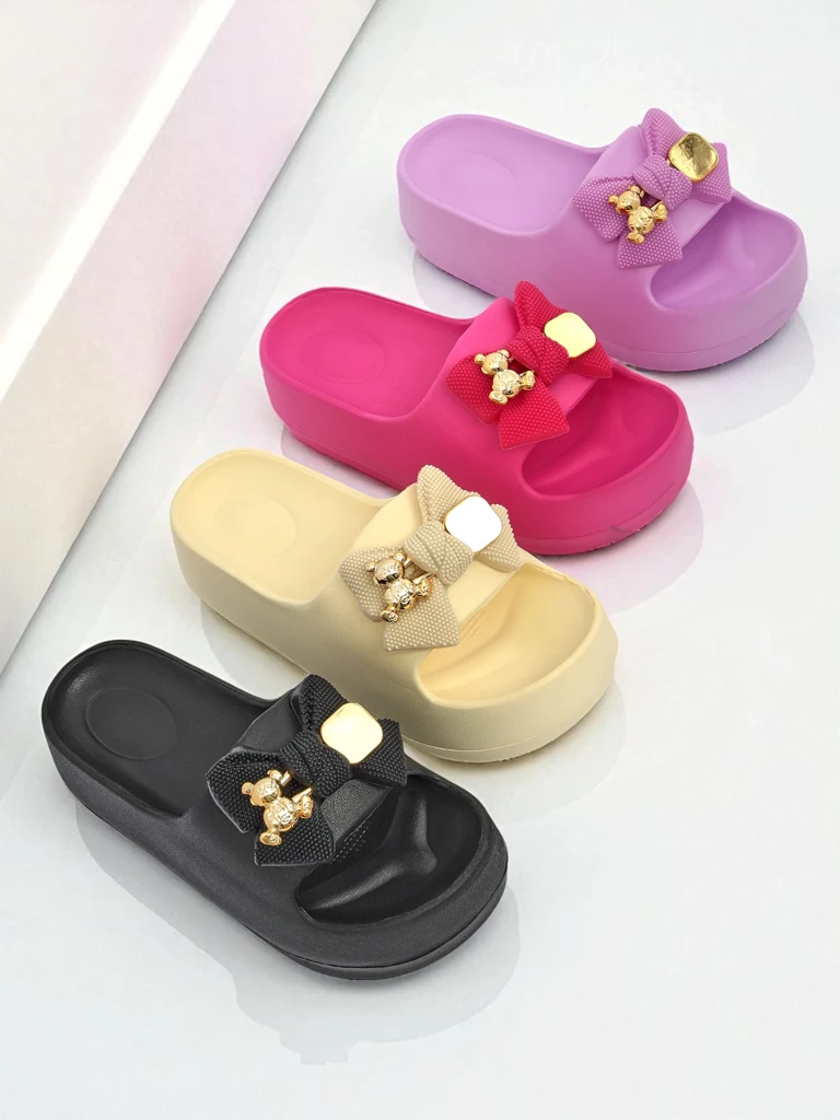 Royalfashion Дамски джапанки от гума с декоративна панделка Alday