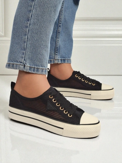 Melania Nero – дамски кецове от мрежеста материя на плоска подметка 3 см