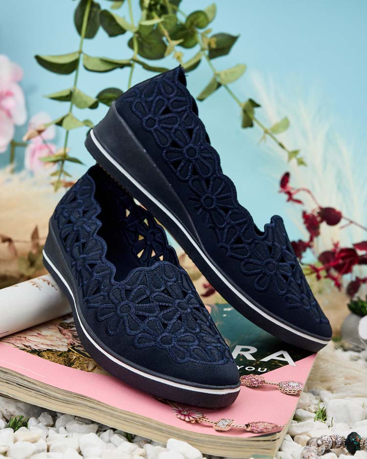 Royalfashion Дамски полуобувки на нисък ток Dellio