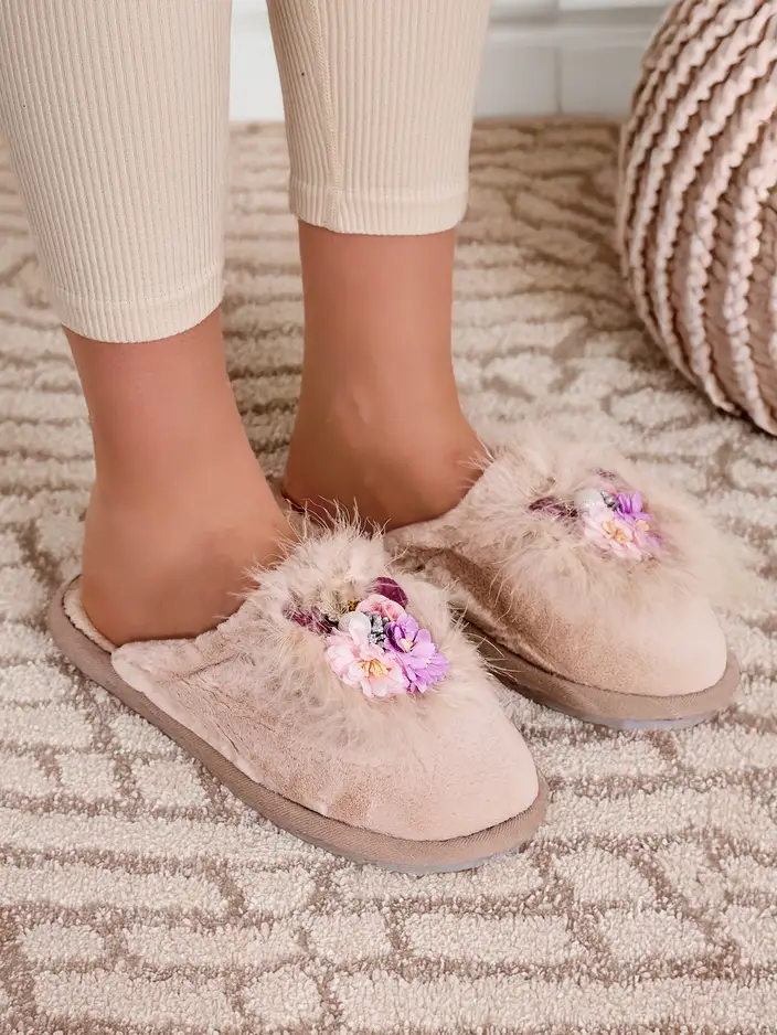 Кадифени чехли за жени Royalfashion с цветя Ederra