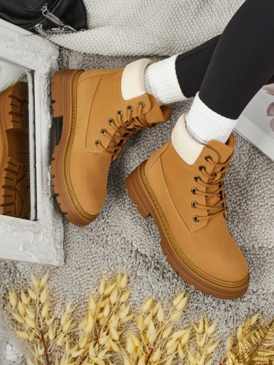 Дамски боти Avienne