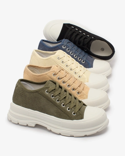 Royalfashion Черни дамски маратонки на платформа Spollero