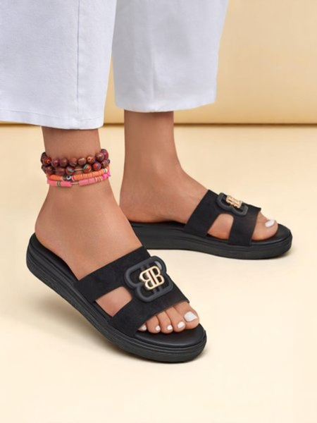 Royalfashion Дамски чехли на плоска подметка ChicStep