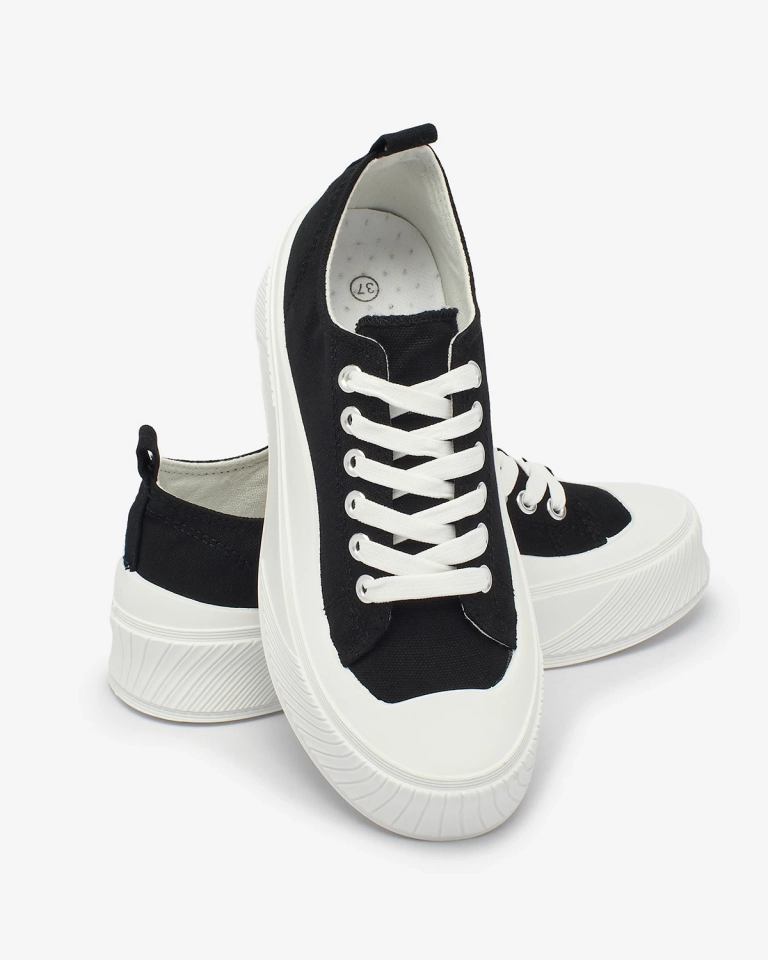 Royalfashion Черни спортни маратонки на платформа Luceri