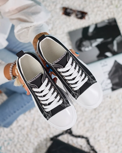 Royalfashion Черни дамски кецове на платформа Merija