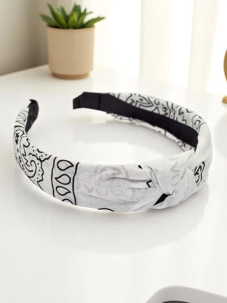 Royalfashion Диадема с шарки Lena