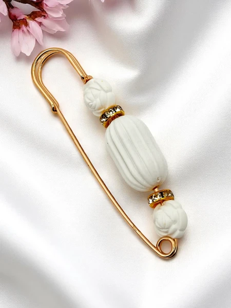 Декоративна дамска брошка с малки розички Rose Charm