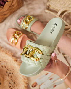 тъмнозелено