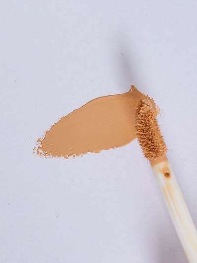 Водоустойчив коректор за лице Biscuit