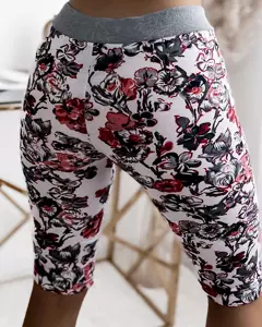 бял || гълъбово сиво || червен