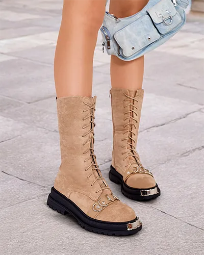 Royalfashion Дамски ботуши с дантела Werces