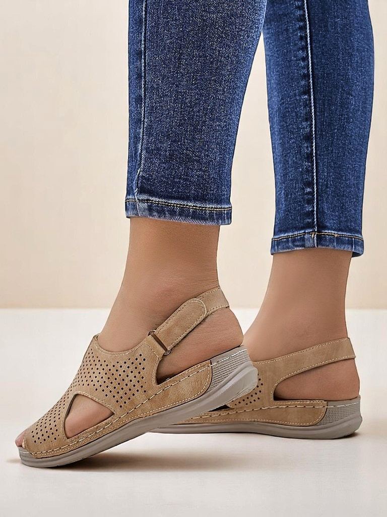 Royalfashion дамски ажурни сандали Leminni