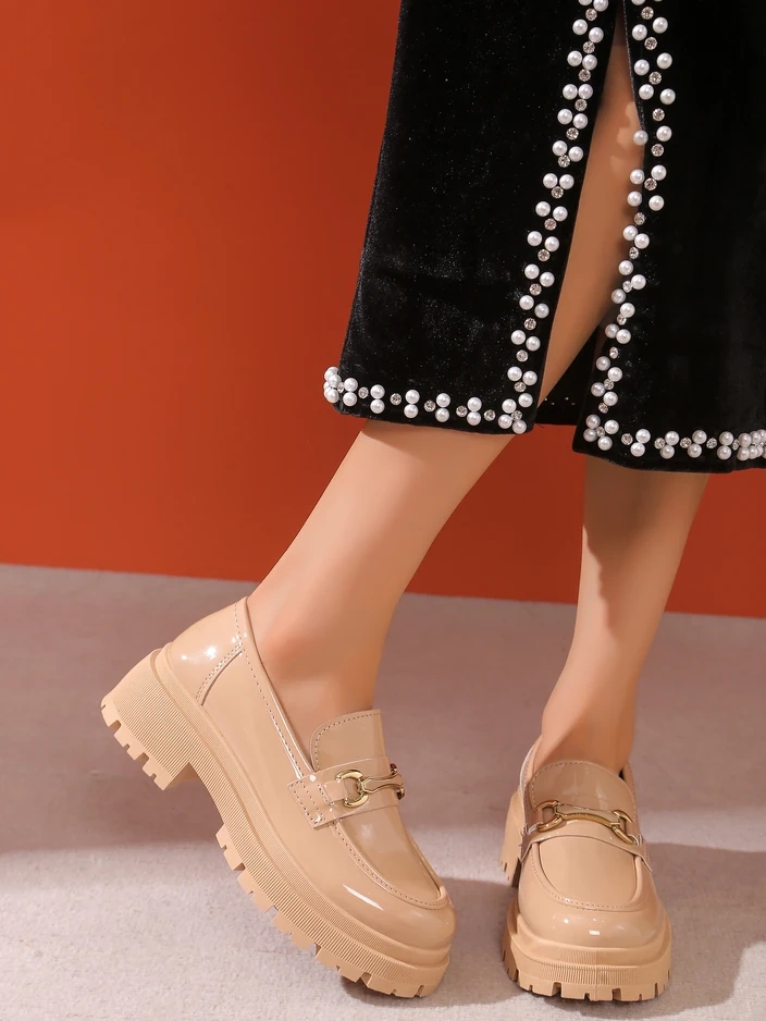 Royalfashion Женски мокасини от патентна кожа Berieta