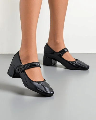 Royalfashion Лакирани дамски обувки на ток с каишка Naonel