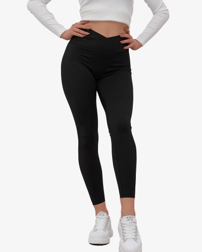 Дамски клинове с широк ластик в черно - Облекло