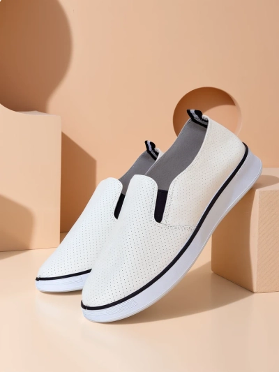 Royalfashion Женски перфорирани спортни обувки Musio