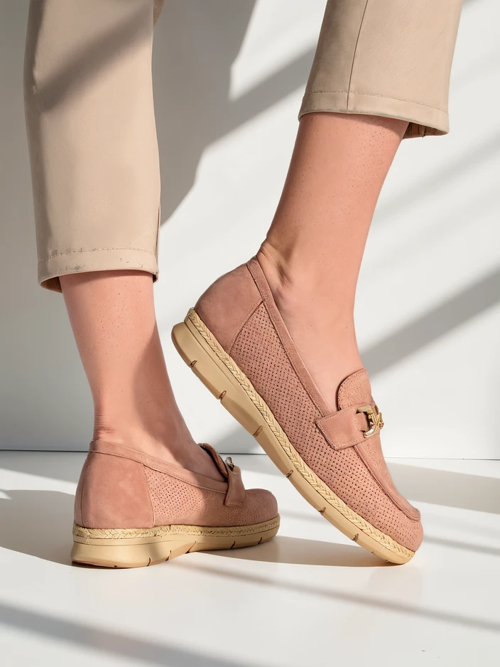 Женски обувки на плосък ток Royalfashion с декоративен детайл на пръстите