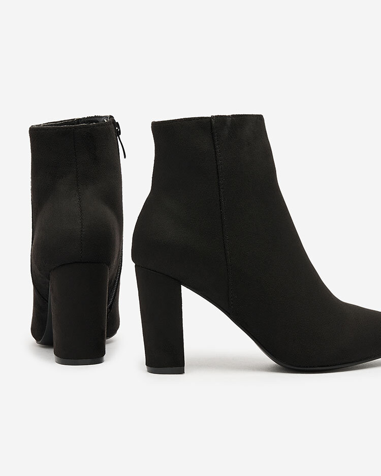 Royalfashion Черни дамски ботуши Lekira