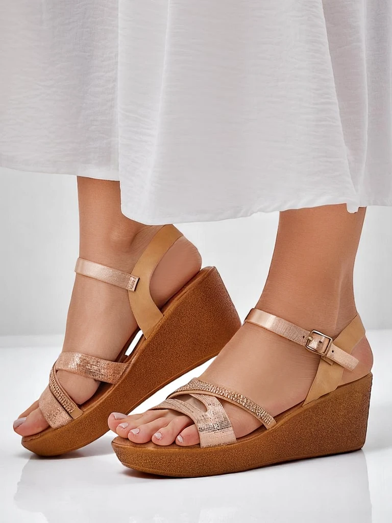 Обувки на ток сребристо с камъни и брокат Eclat