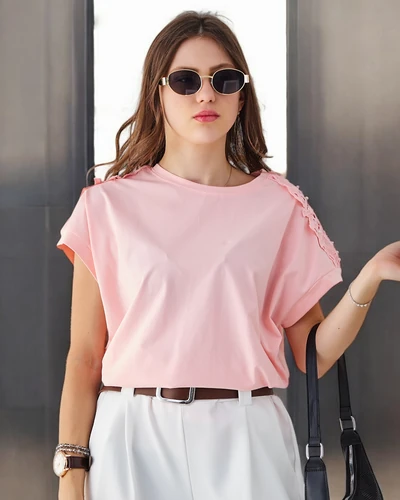 Женска памучна тениска с дантели