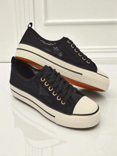 Melania Nero – дамски кецове от мрежеста материя на плоска подметка 3 см