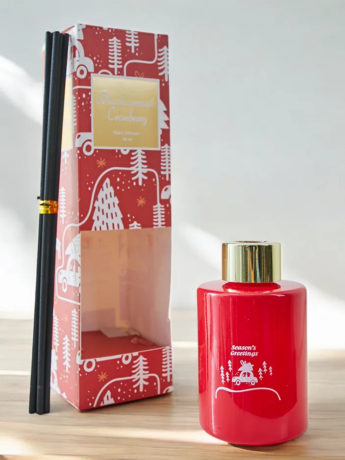 Реед дифузер с мирис на боровинка ароматни пръчки 60 мл