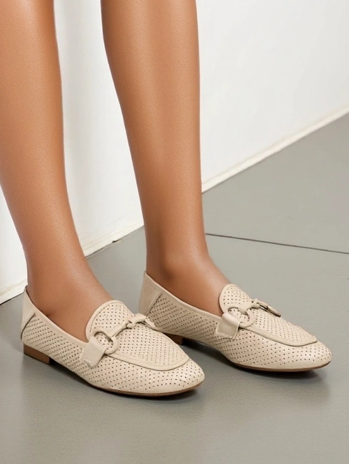 Royalfashion Перфорирани дамски мокасини Laamba