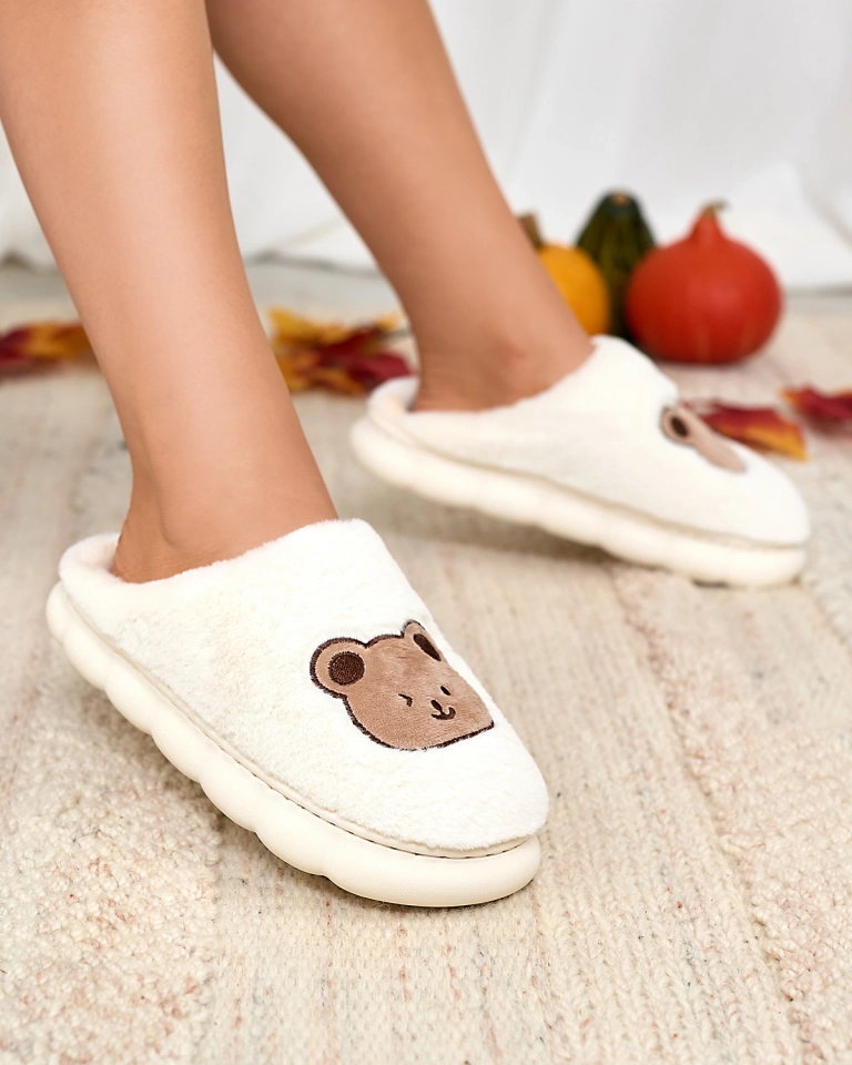 Royalfashion Бели дамски чехли от естествена кожа с плюшено мече Hettres