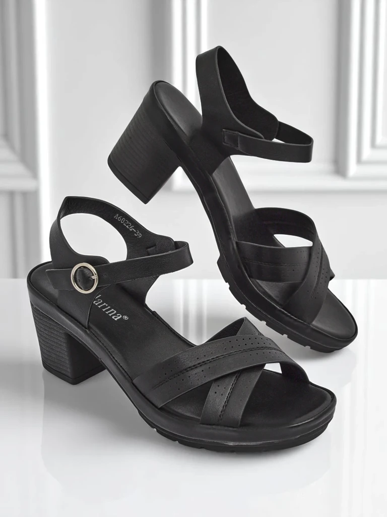 Royalfashion Дамски сандали на дебел ток SoleAura