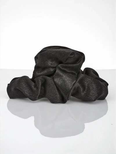 Royalfashion Шнола за коса със сатенена тъкан – елегантна закопчалка