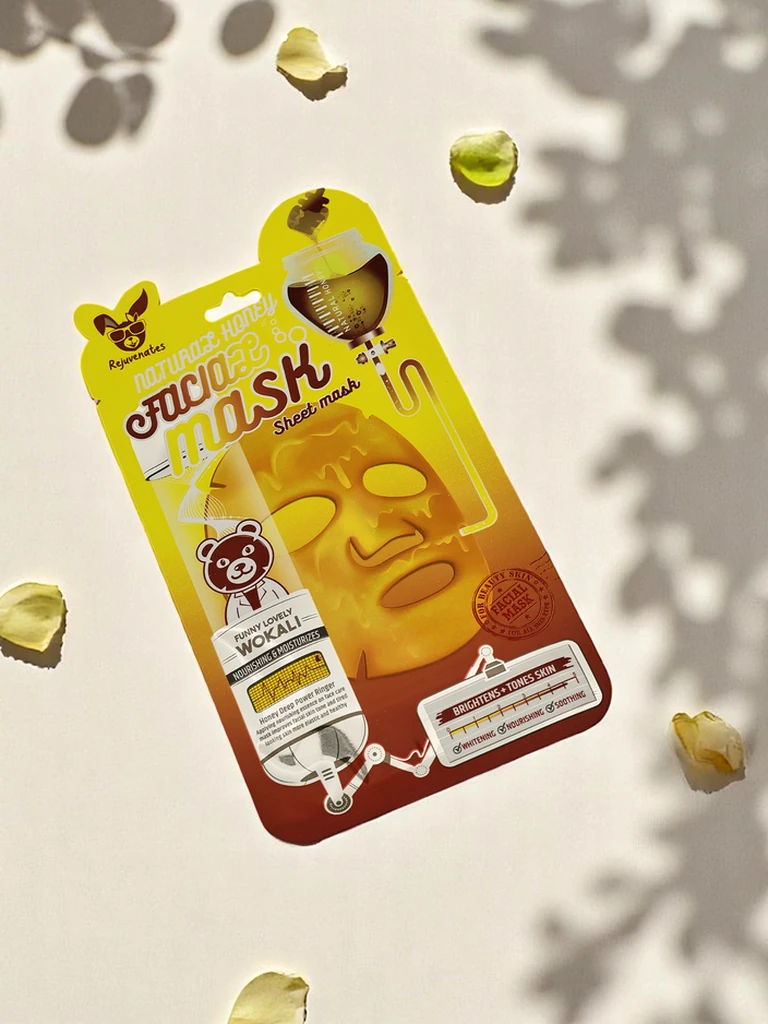 Маска за лице с активен въглен, която дълбочинно очиства, стяга и затяга порите