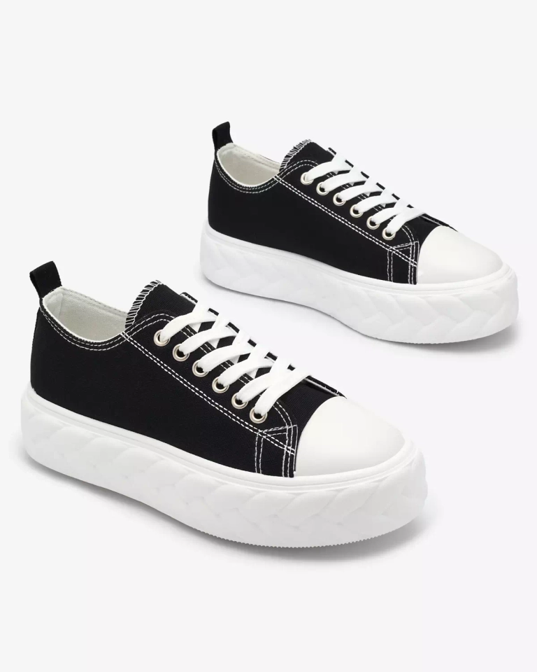 Royalfashion Черни дамски кецове на платформа Merija