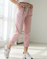 Светло розово