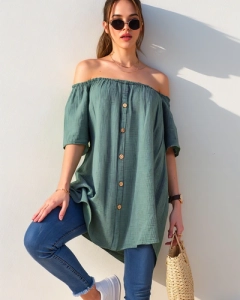 тъмнозелено