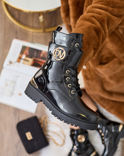 Royalfashion Дамски лакирани ботуши тип "багер" в черно Simbeba