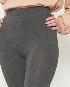 гълъбово сиво || Тъмно сиво