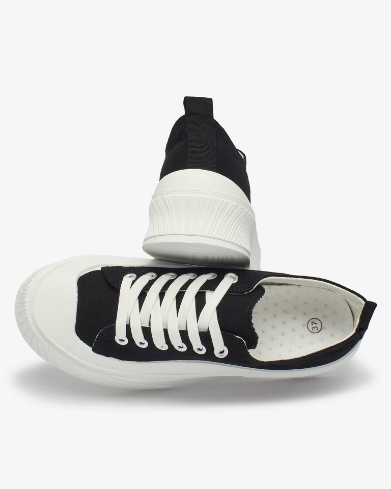 Royalfashion Черни спортни маратонки на платформа Luceri