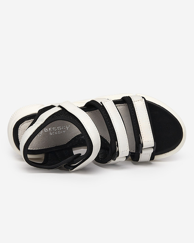 Dziewczęce sandałki zapinane na rzepy w kolorze białym Mumin- Obuwie