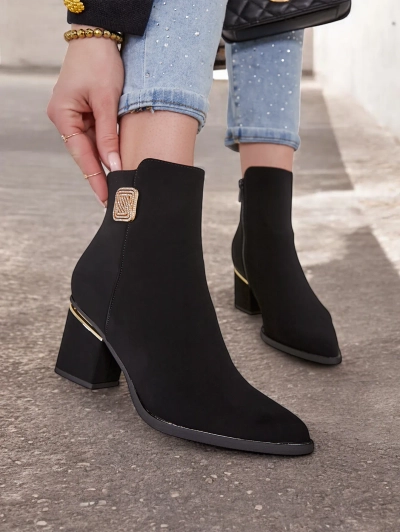Дамски ботуши на Royalfashion Esolur