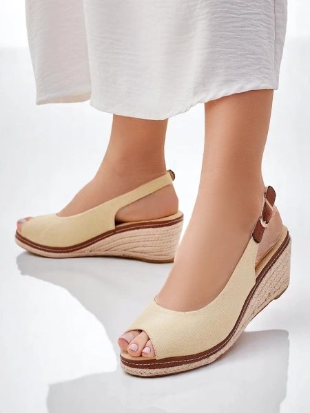 Royalfashion Женски сандали на платформа с отворен нос Tafenis