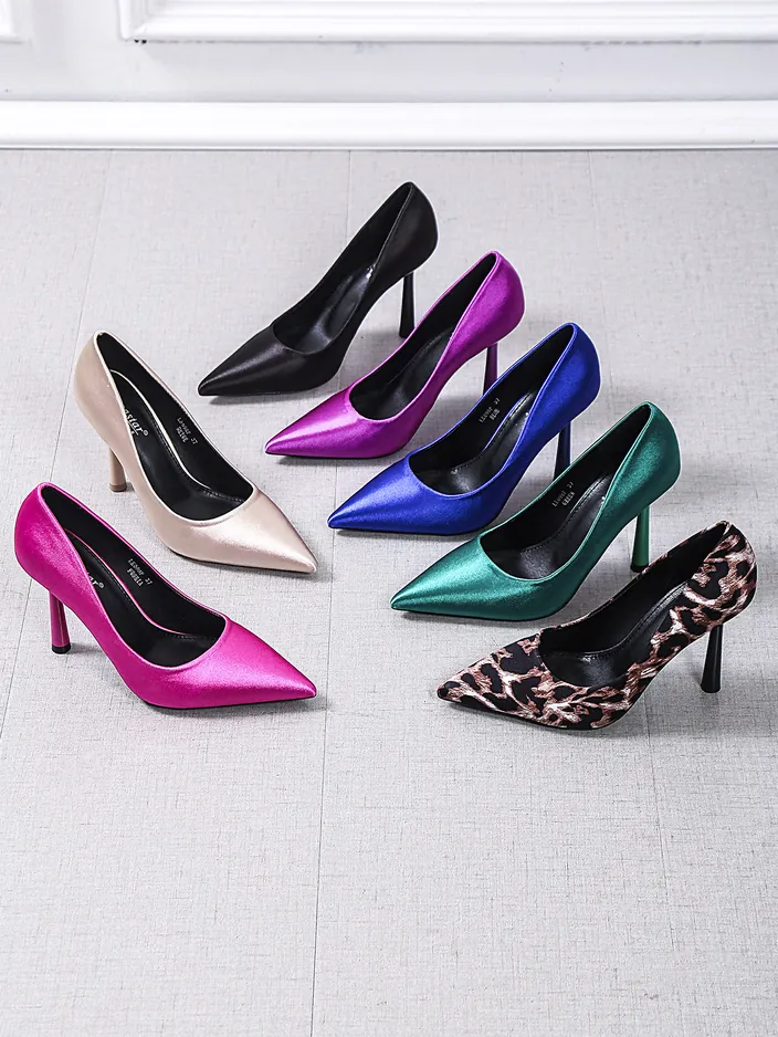 Royalfashion Женски обувки на ток с сатенен вид Satylies