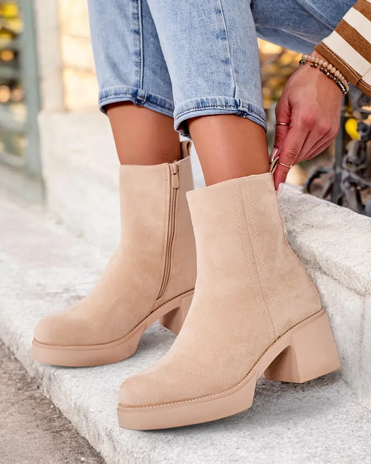 Royalfashion Дамски ботуши с токчета Tratta