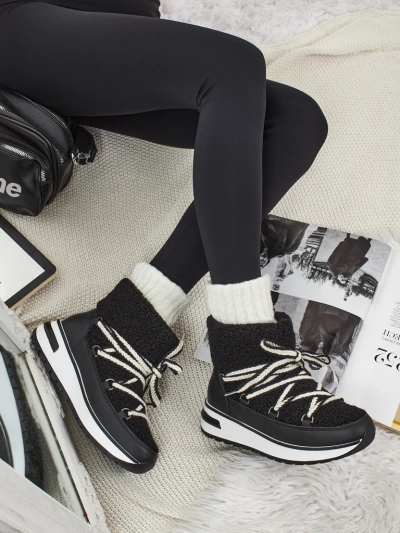 Дамски боти тип снегоходки с пух Verruna